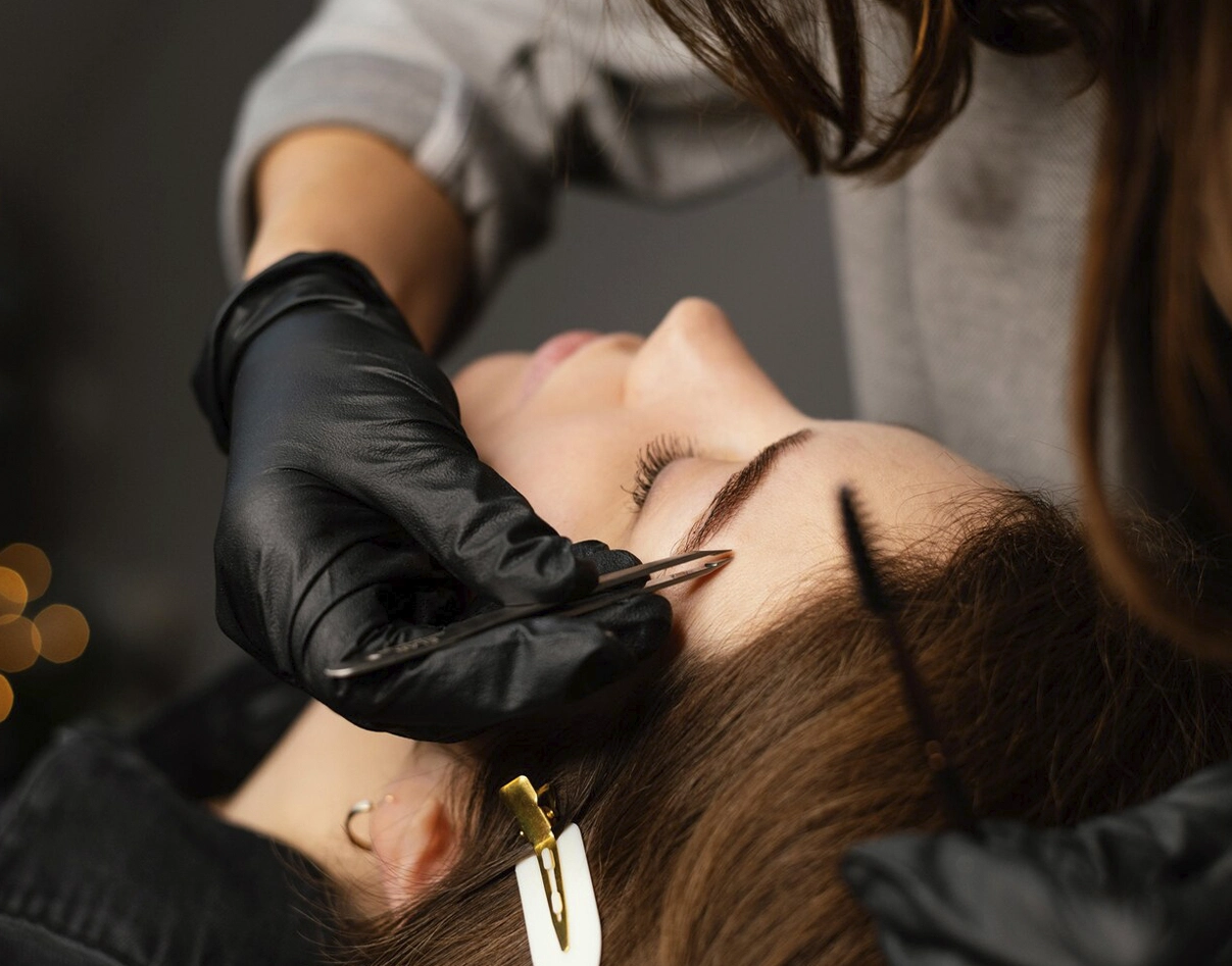 Depilación de cejas